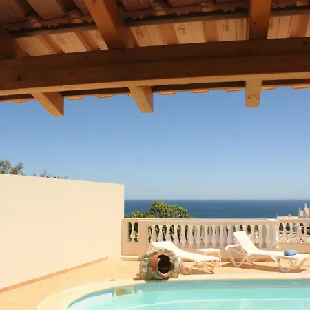 Sea View With Balcony And Pool - Da