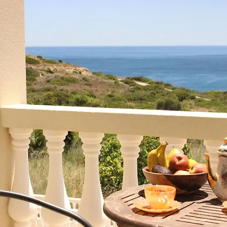 Sea View With Balcony And Pool - Da Guest house *