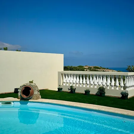 Гостевой дом Sea View With Balcony And Pool - Da Praia Da Luz
