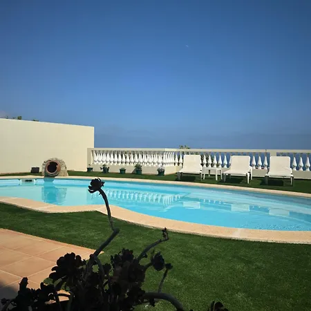 Πανσιόν Sea View With Balcony And Pool - Da